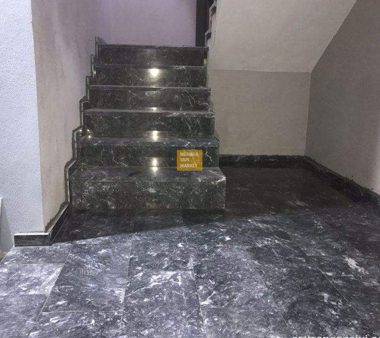 Uludağ Siyah Mermer - Basamak Rıht Dahil
