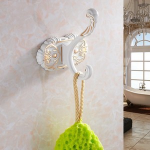 Lüks Beyaz Banyo Askılık