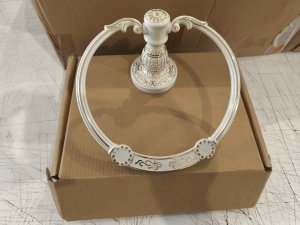 Oval Beyaz Banyo Havluluk